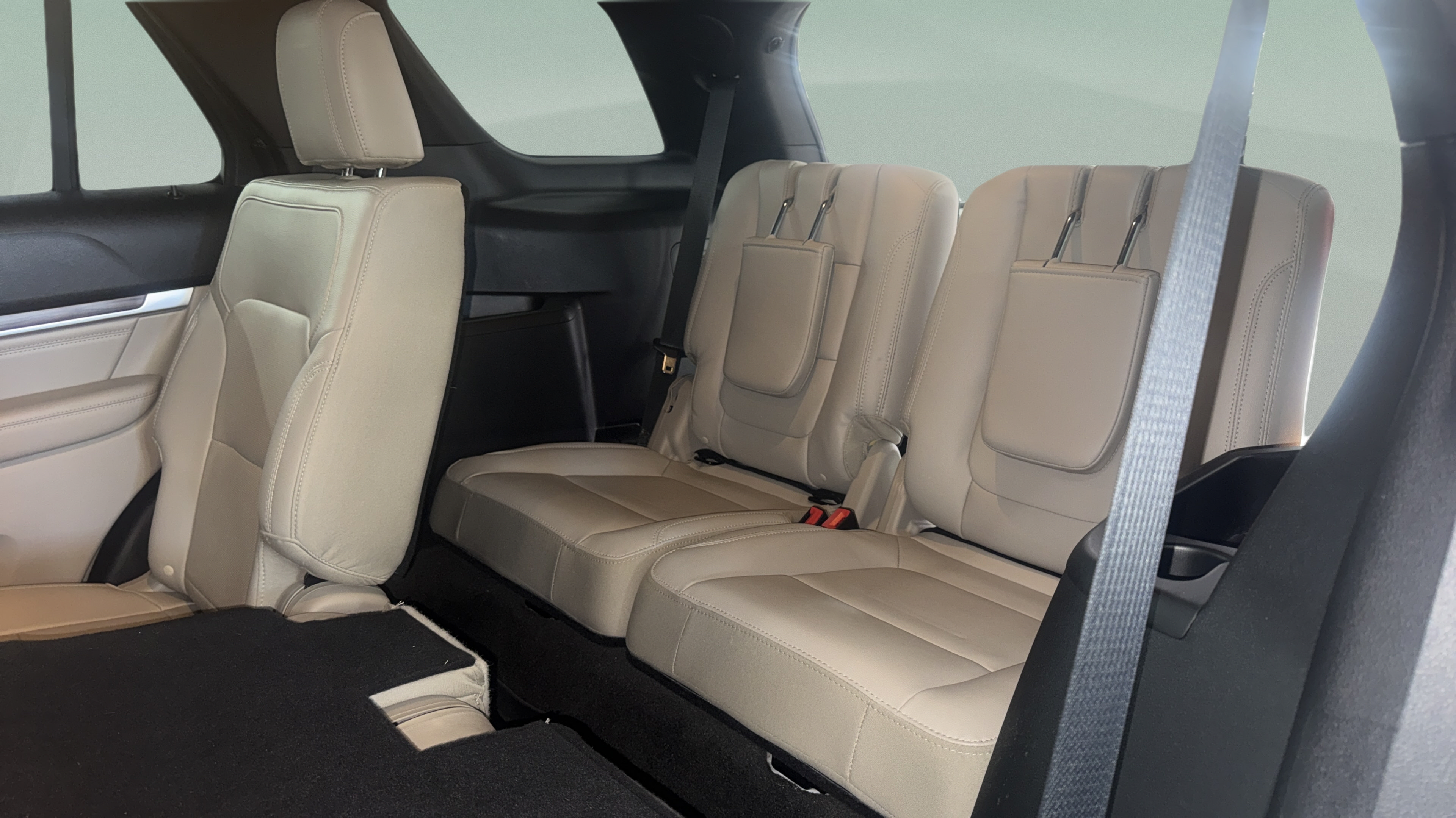 Used 2018 Ford Explorer Limited FWD image 27