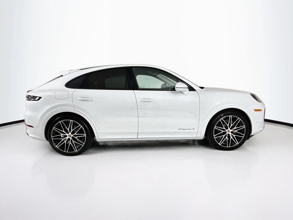New 2026 Porsche Cayenne S AWD/4WD image 8