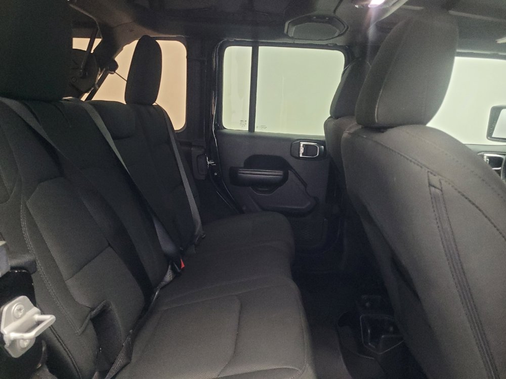 Used 2018 Jeep Wrangler Unlimited Sport S AWD/4WD image 19