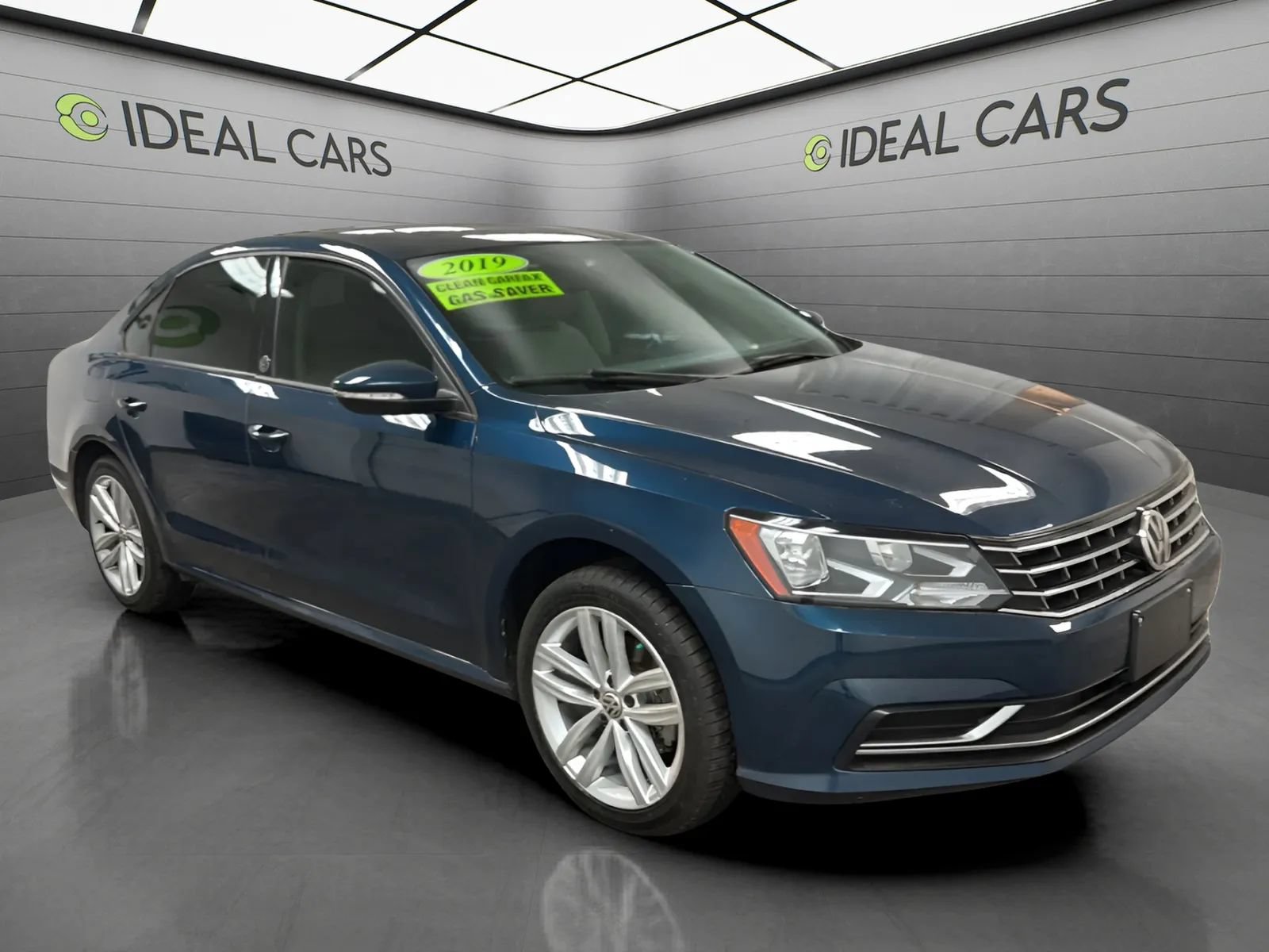 Used 2019 Volkswagen Passat 2.0T Wolfsburg FWD image 3