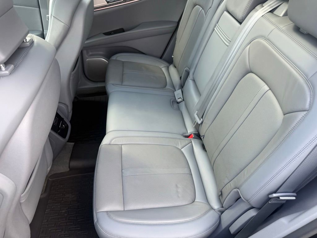 Used 2019 Lincoln Nautilus Reserve w/ Ultimate Package AWD/4WD image 37