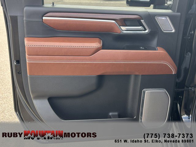 Used 2024 GMC Sierra 3500 Denali Ultimate image 19