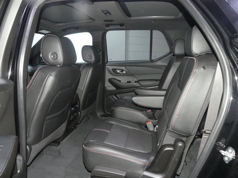 Used 2022 Chevrolet Traverse RS w/ LPO, Floor Liner Package AWD/4WD image 27