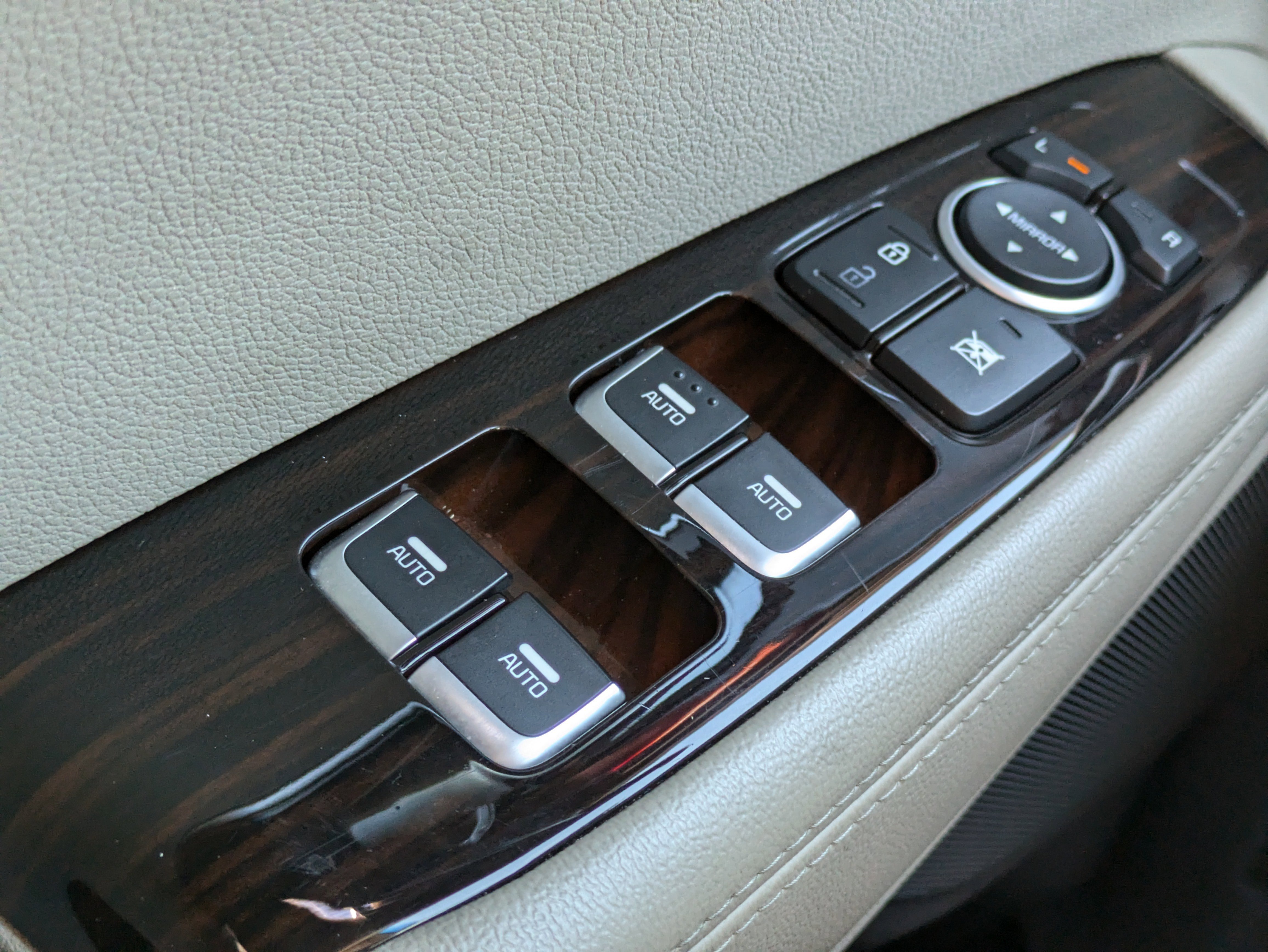 Used 2020 Kia Sorento EX image 23