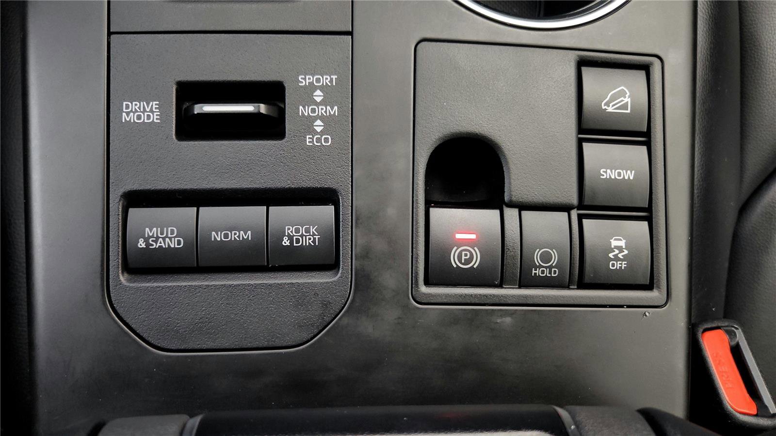 Certified 2023 Toyota Highlander XLE image 35