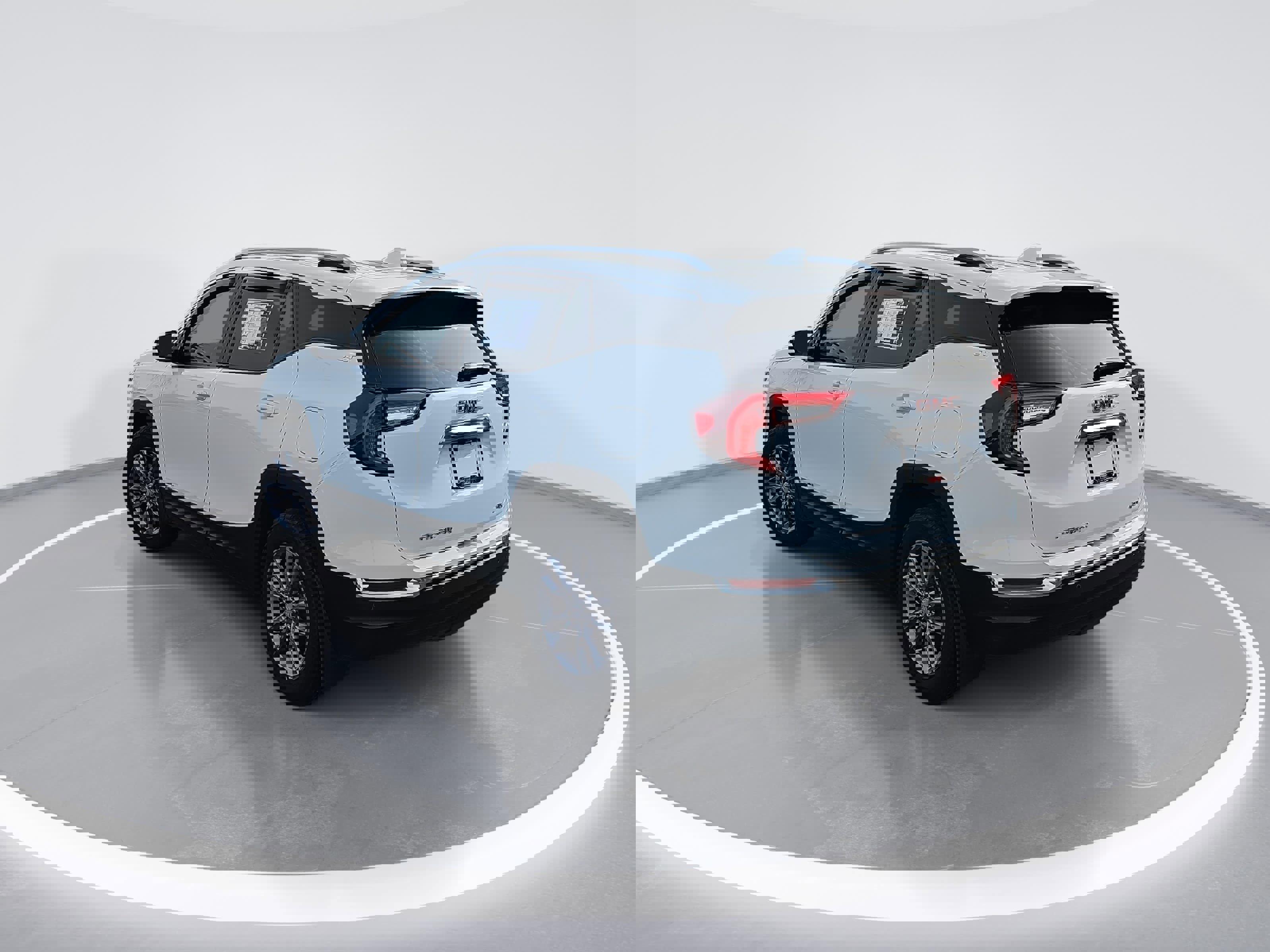 Used 2024 GMC Terrain SLT w/ Infotainment Package II image 5