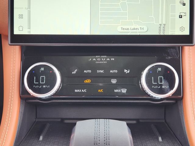 Used 2026 Jaguar F-PACE R-Dynamic S image 18