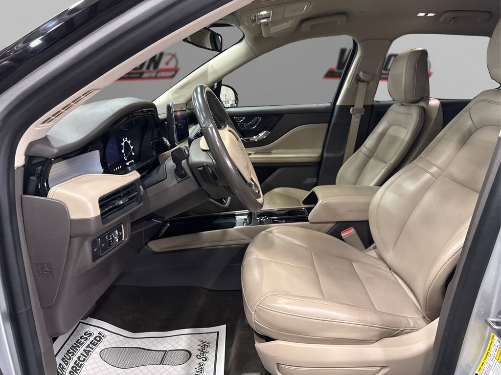 Used 2020 Lincoln Corsair AWD w/ Equipment Group 101A image 9