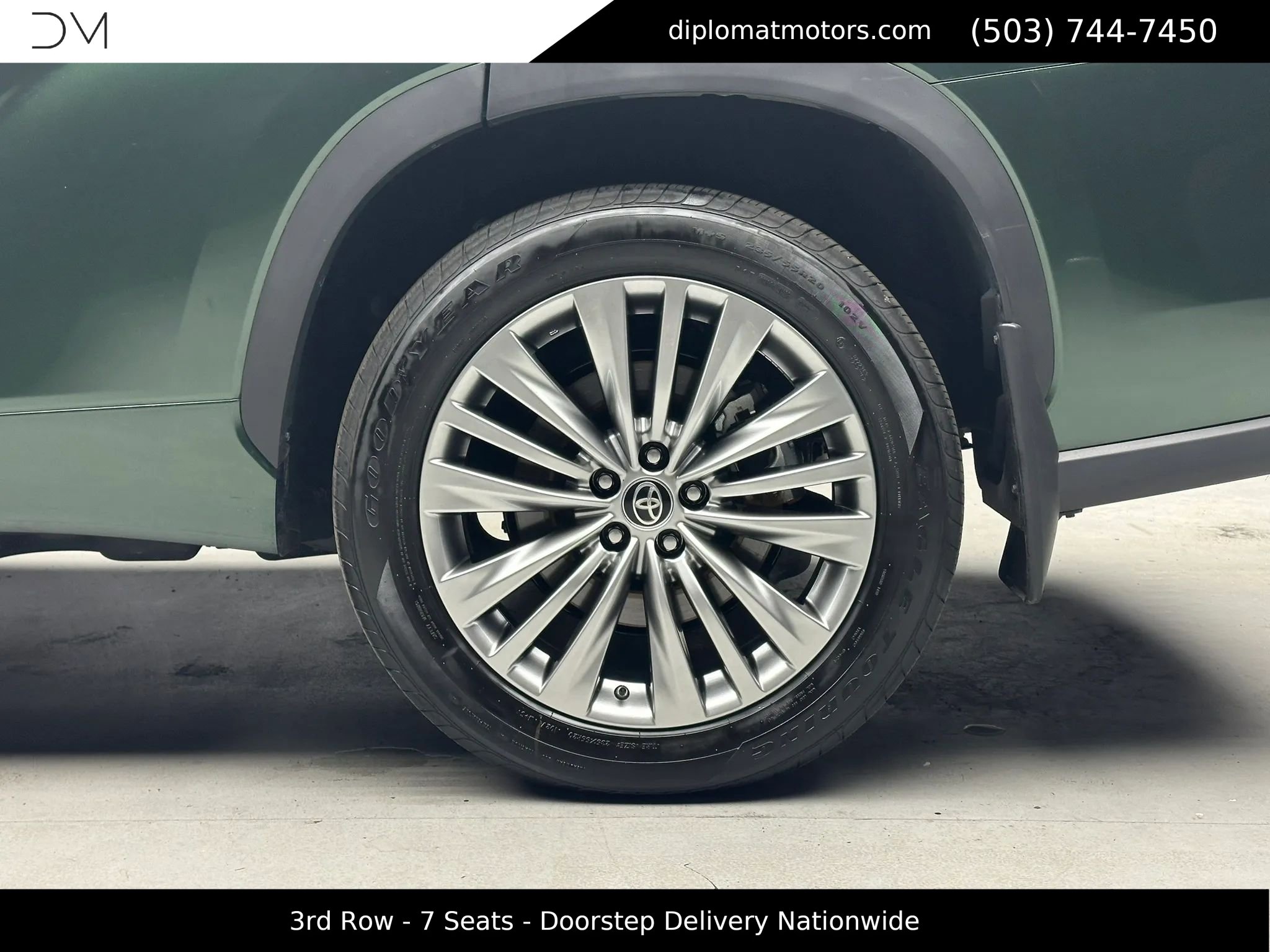 Used 2025 Toyota Highlander Platinum image 46