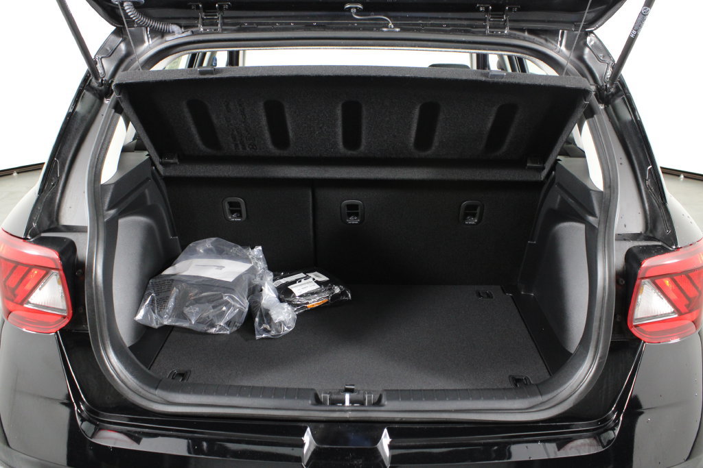Certified 2026 Hyundai Venue SEL FWD image 17