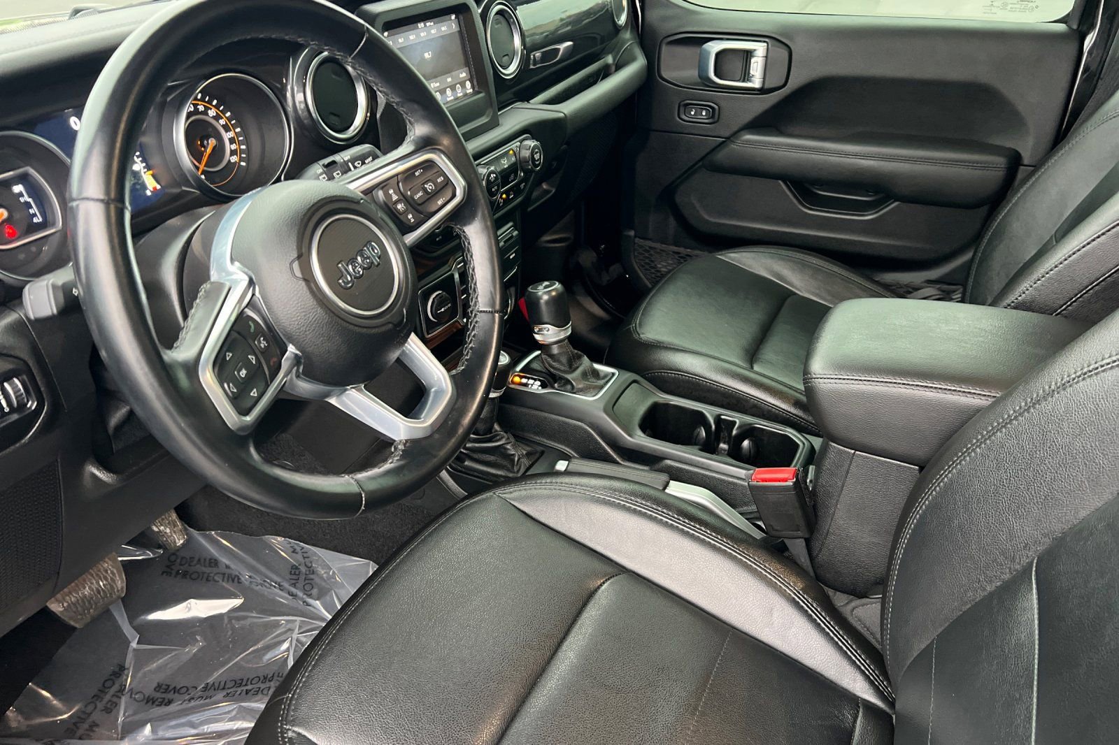 Used 2021 Jeep Wrangler Unlimited Sahara image 10