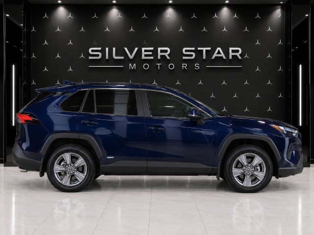 Used 2024 Toyota RAV4 XLE w/ Weather Package AWD/4WD image 8