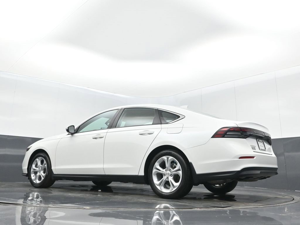 Certified 2024 Honda Accord LX image 17