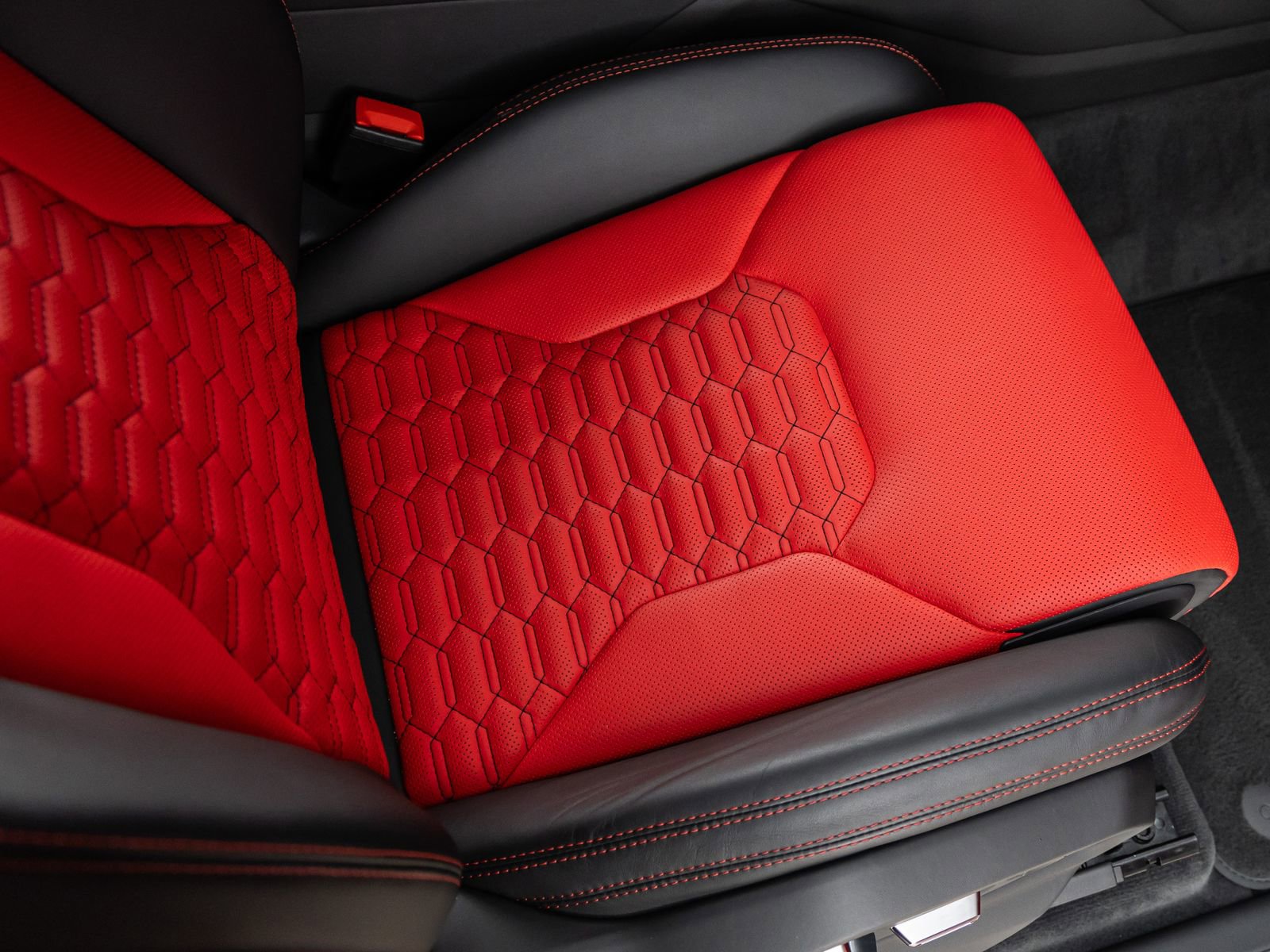 Used 2022 Lamborghini Urus image 47