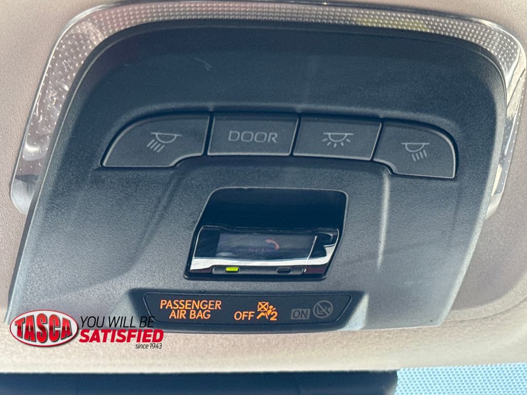 Used 2026 Toyota Corolla LE FWD image 29