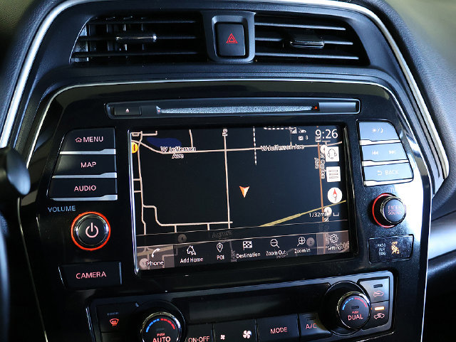 Used 2019 Nissan Maxima Platinum w/ Sport Mat Group FWD image 17