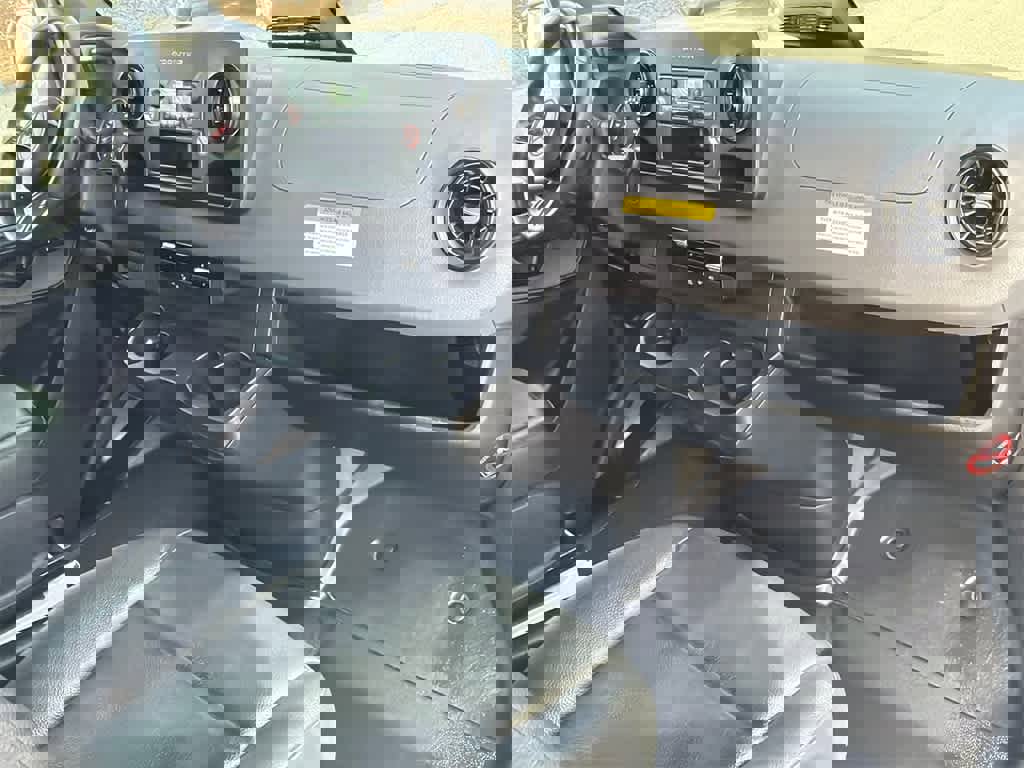 Used 2025 Mercedes-Benz Sprinter 2500 image 13