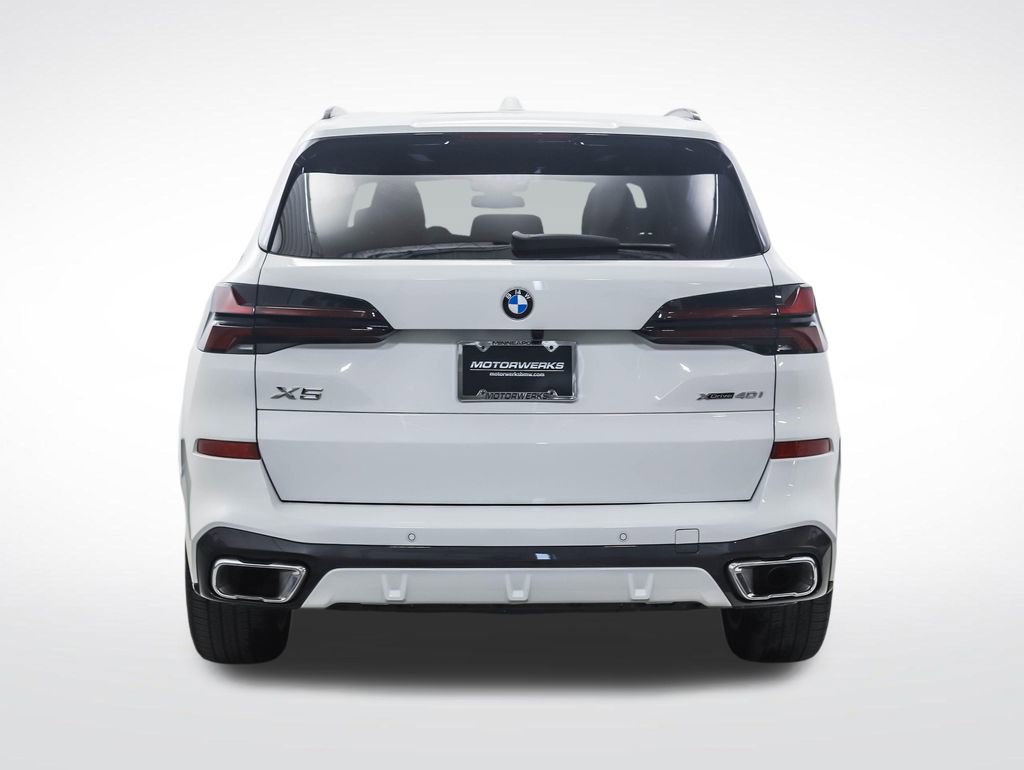 Certified 2024 BMW X5 xDrive40i w/ M Sport Package AWD/4WD image 4