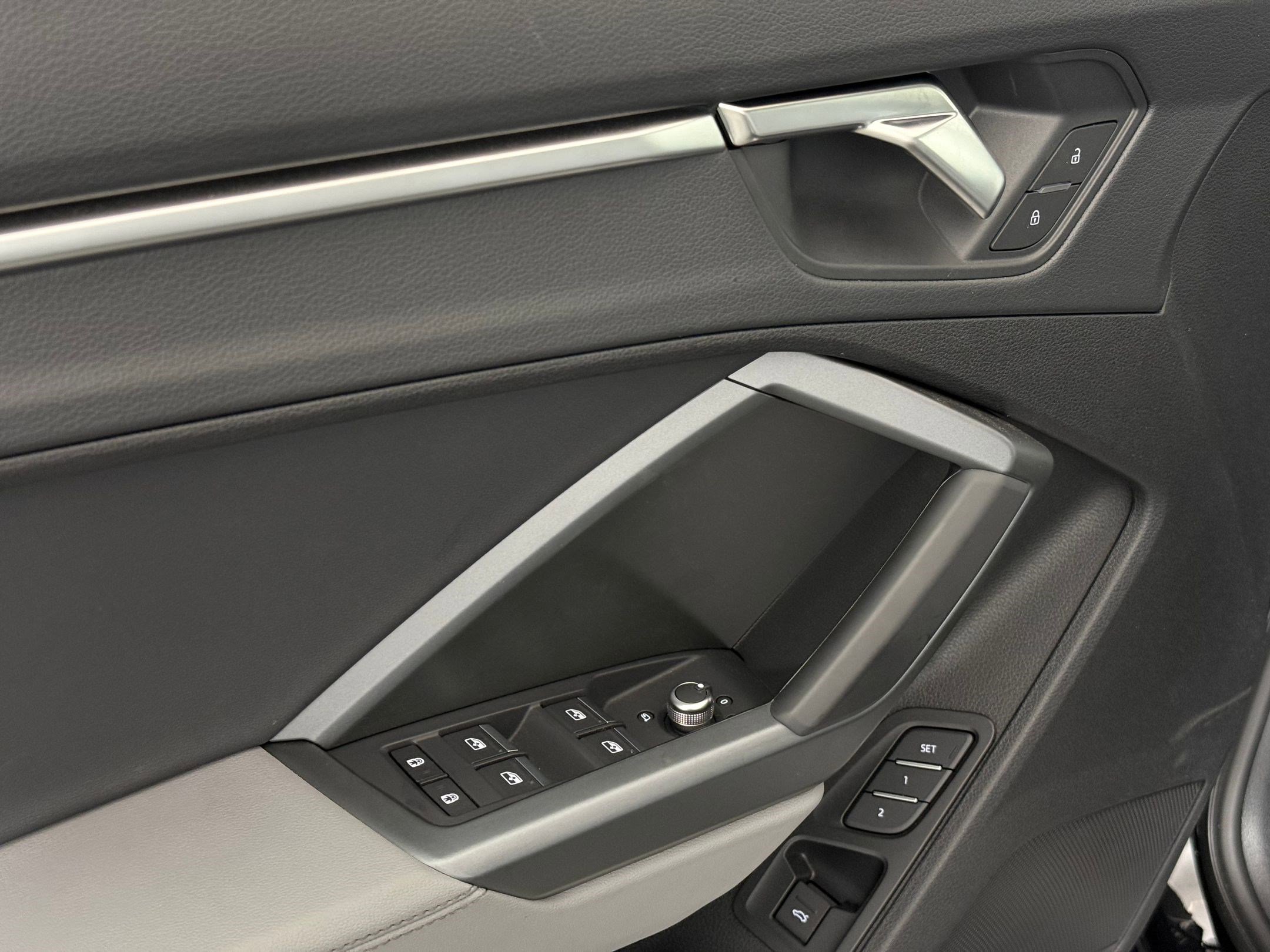 New 2025 Audi Q3 2.0T Premium image 13