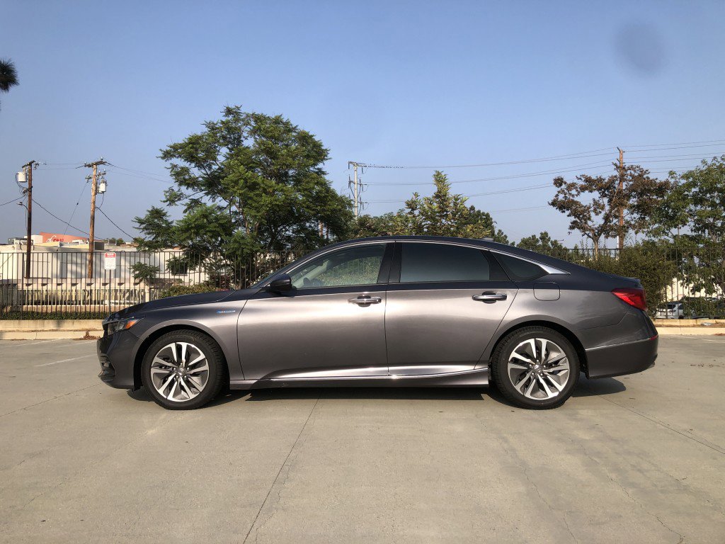 Used 2020 Honda Accord Touring image 5