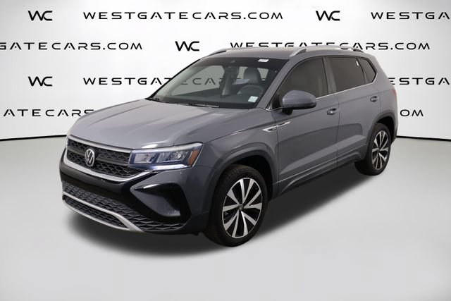 Used 2022 Volkswagen Taos SE w/ IQ.Drive SE Package