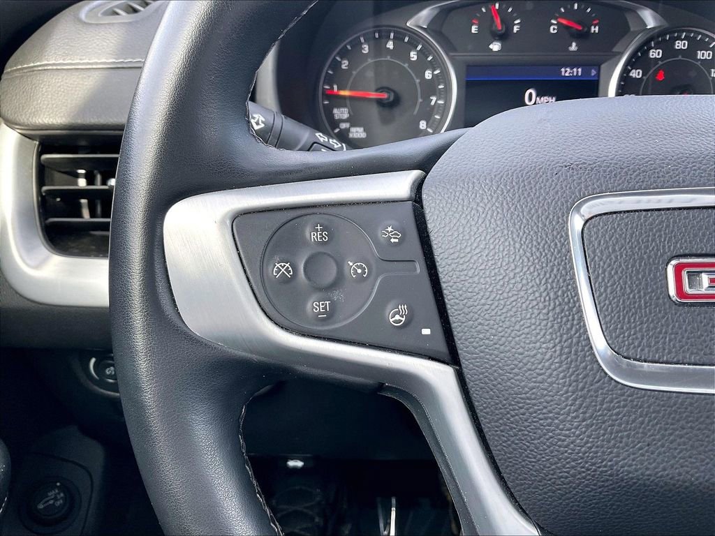 Used 2024 GMC Terrain SLT image 21