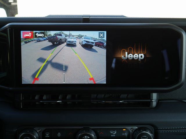 New 2025 Jeep Wrangler Unlimited Rubicon 392 image 9