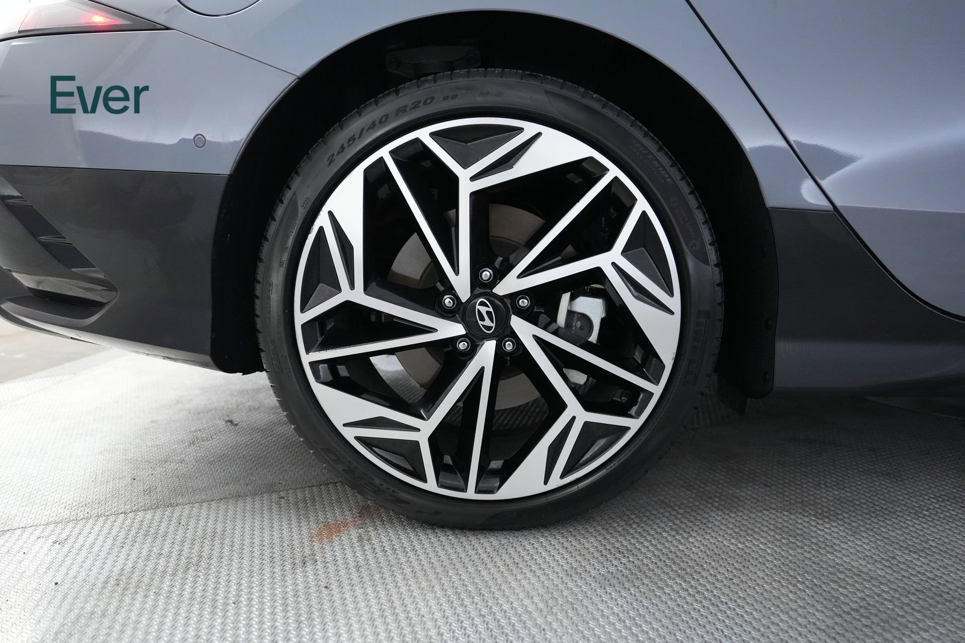Used 2024 Hyundai Ioniq 6 Limited image 22