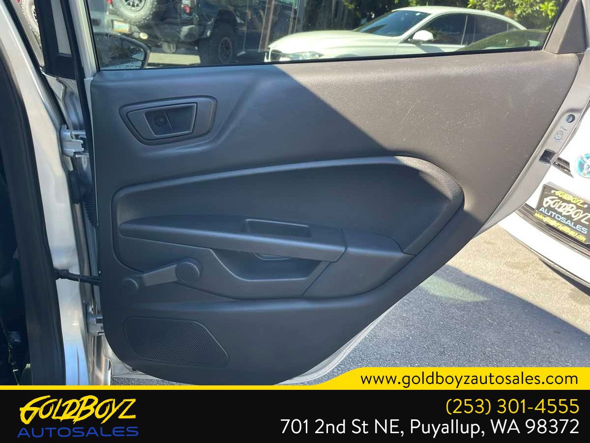 Used 2015 Ford Fiesta S FWD image 17