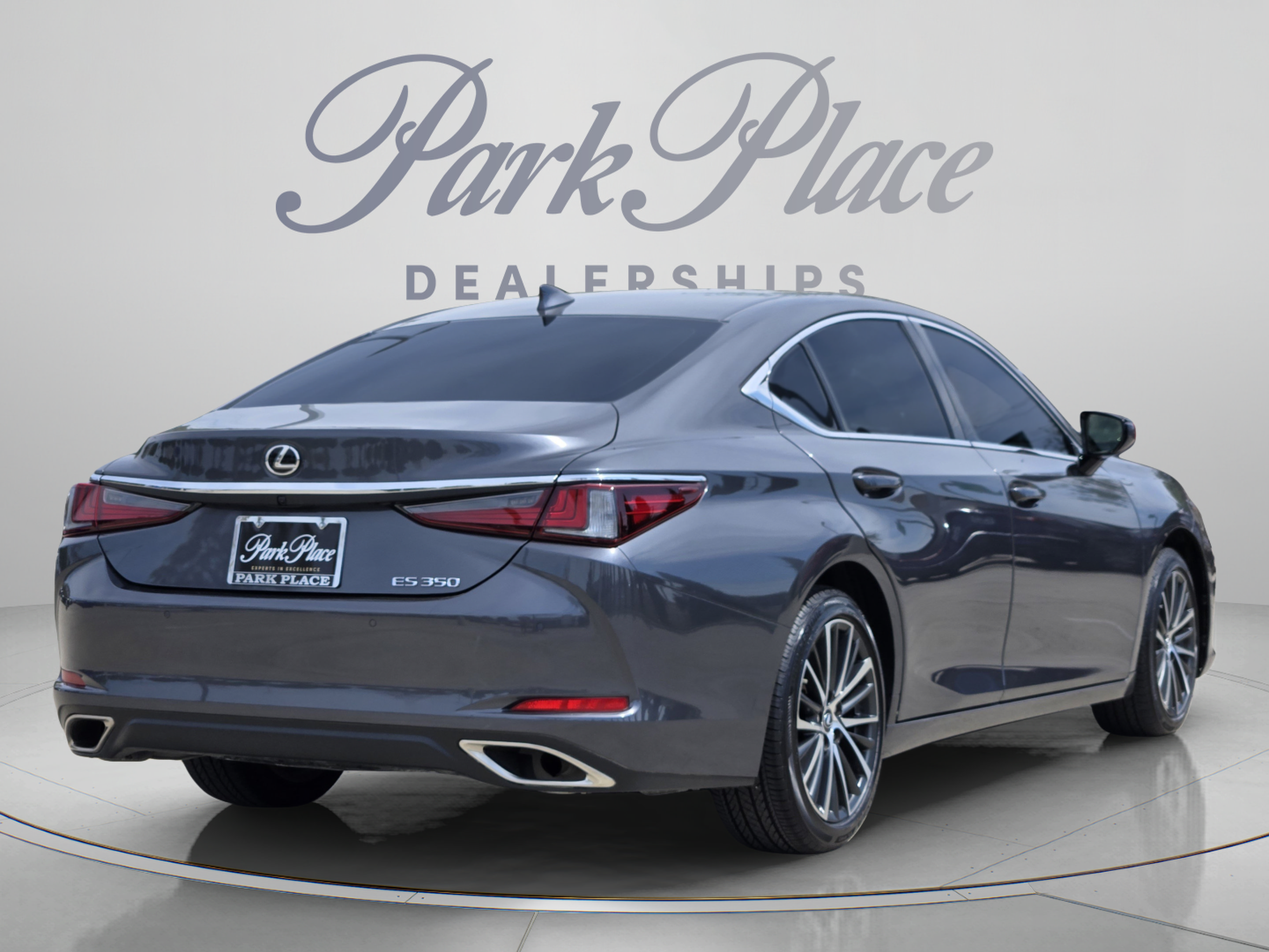 Used 2025 Lexus ES 350 w/ Premium Package FWD image 5