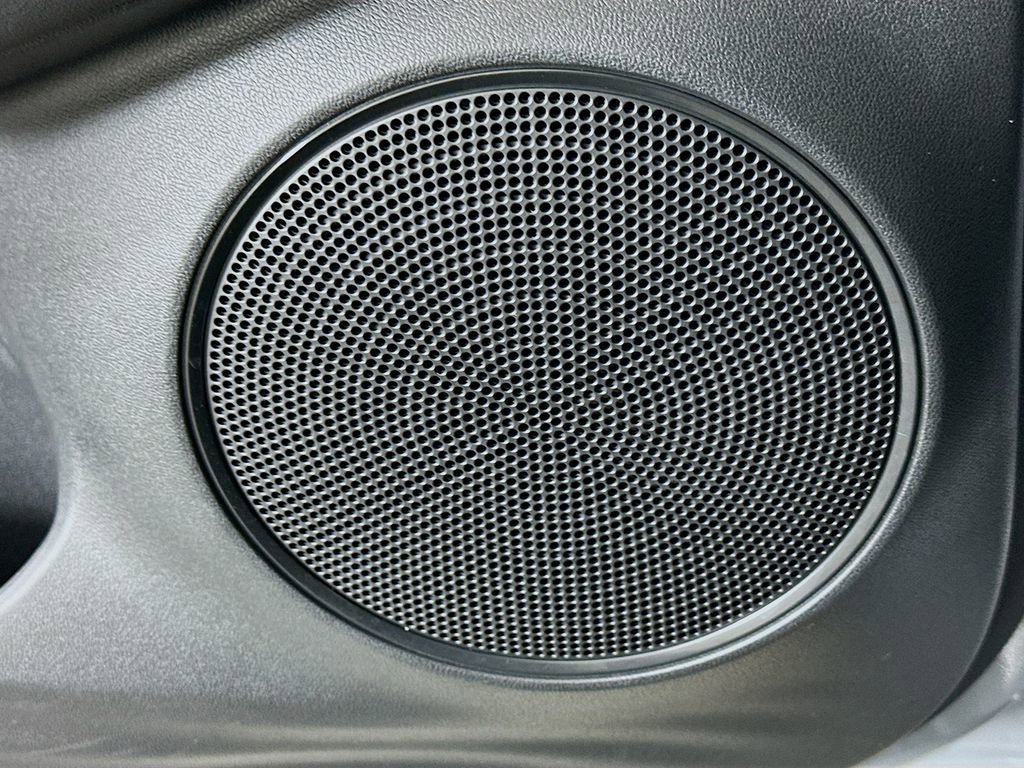 Used 2025 Honda HR-V Sport image 18