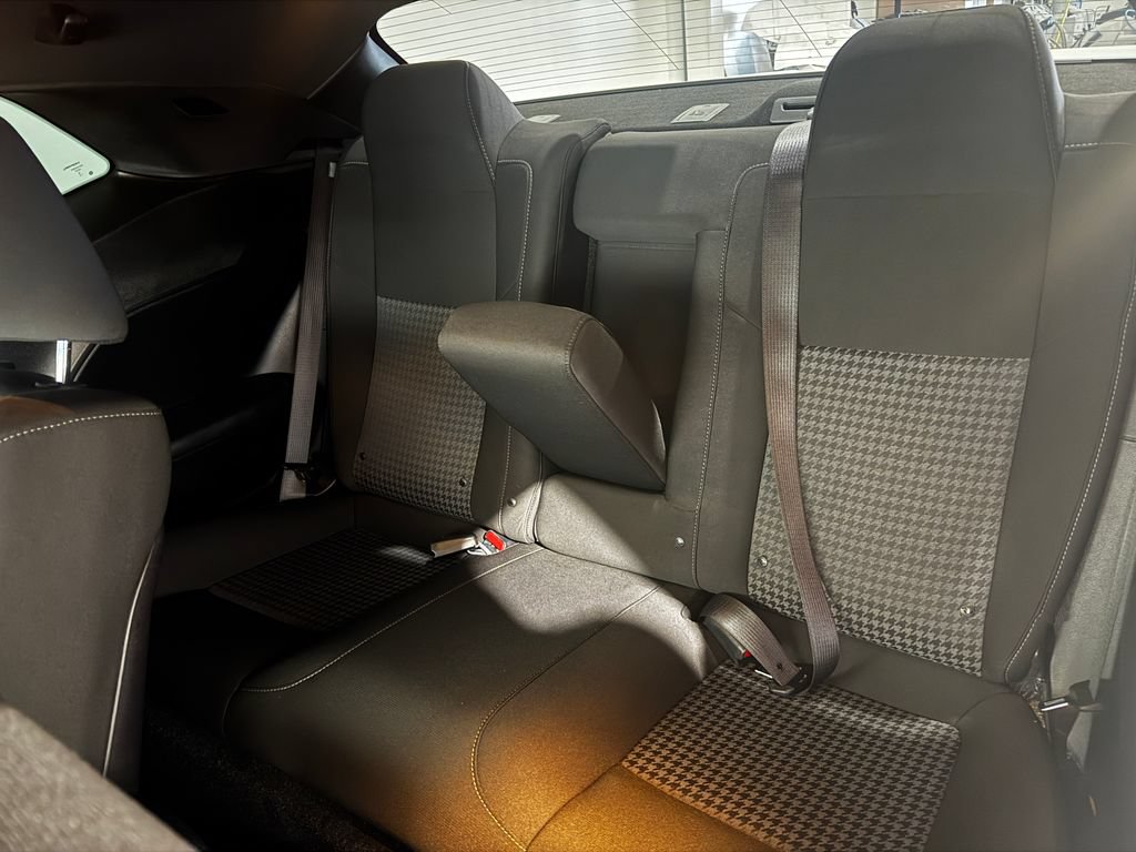 Used 2022 Dodge Challenger GT RWD image 19