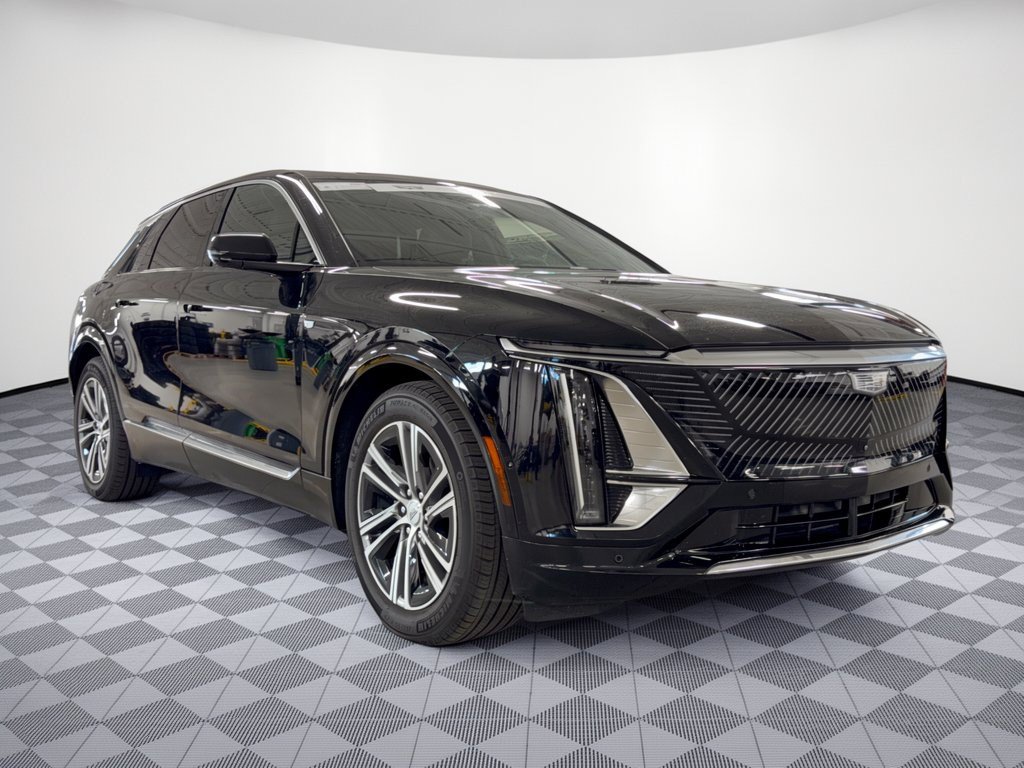 Used 2024 Cadillac Lyriq Luxury RWD image 7