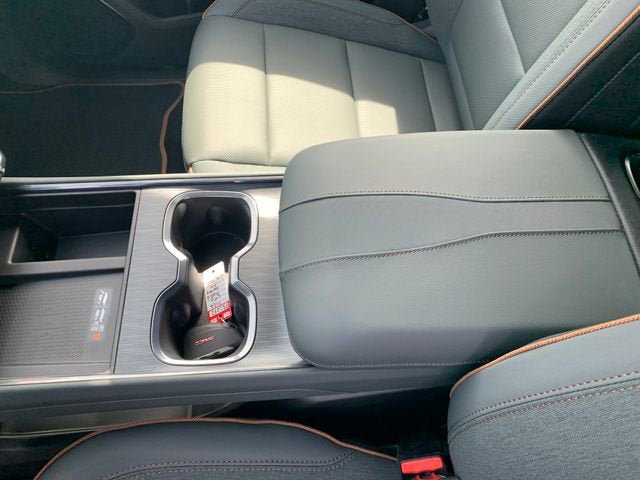 New 2026 GMC Acadia AT4 AWD/4WD image 25