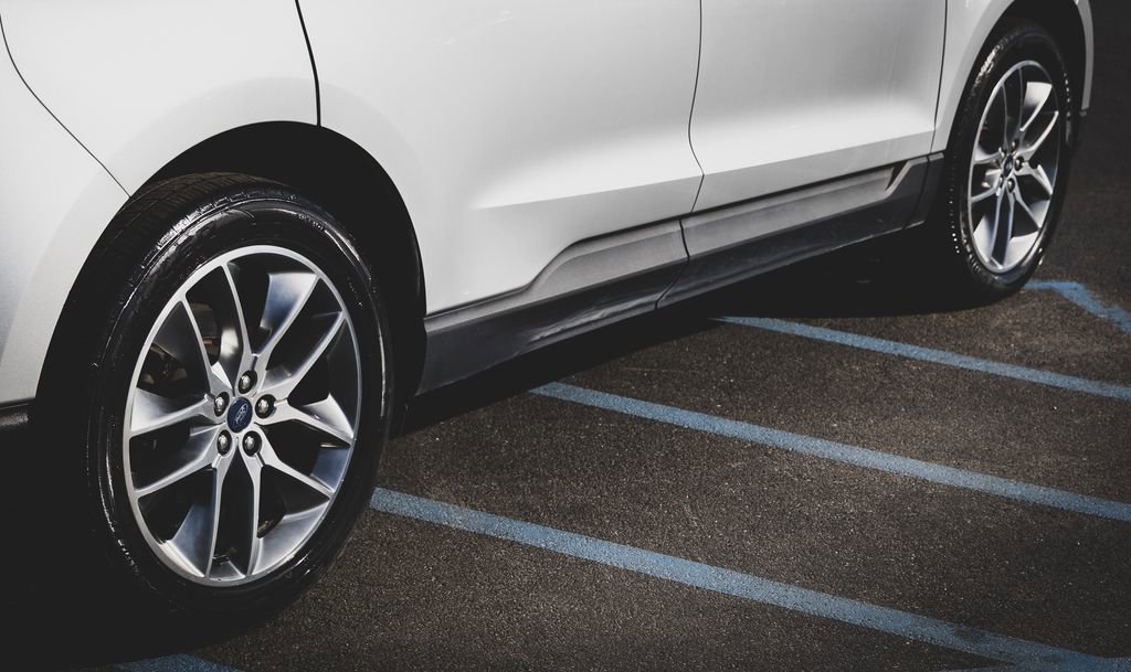 Used 2015 Ford Edge Titanium image 18