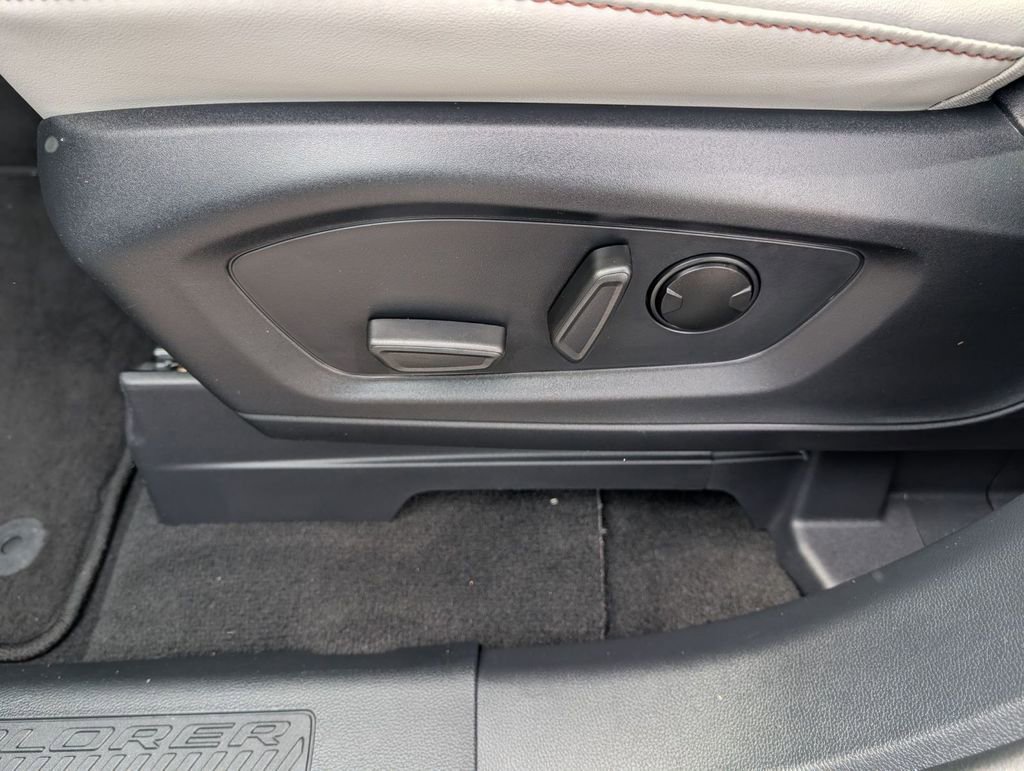 New 2025 Ford Explorer Active w/ Active Comfort Package AWD/4WD image 25