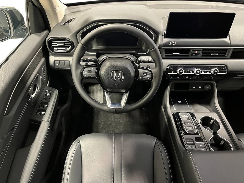 New 2026 Honda Pilot Touring image 17