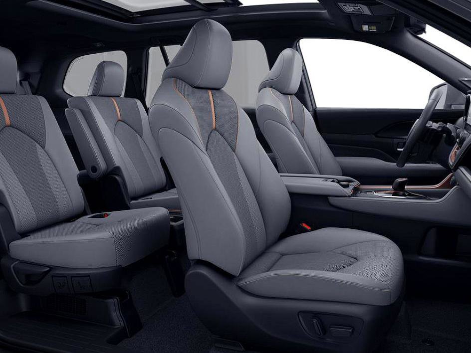 New 2026 Toyota Grand Highlander AWD Hybrid image 34