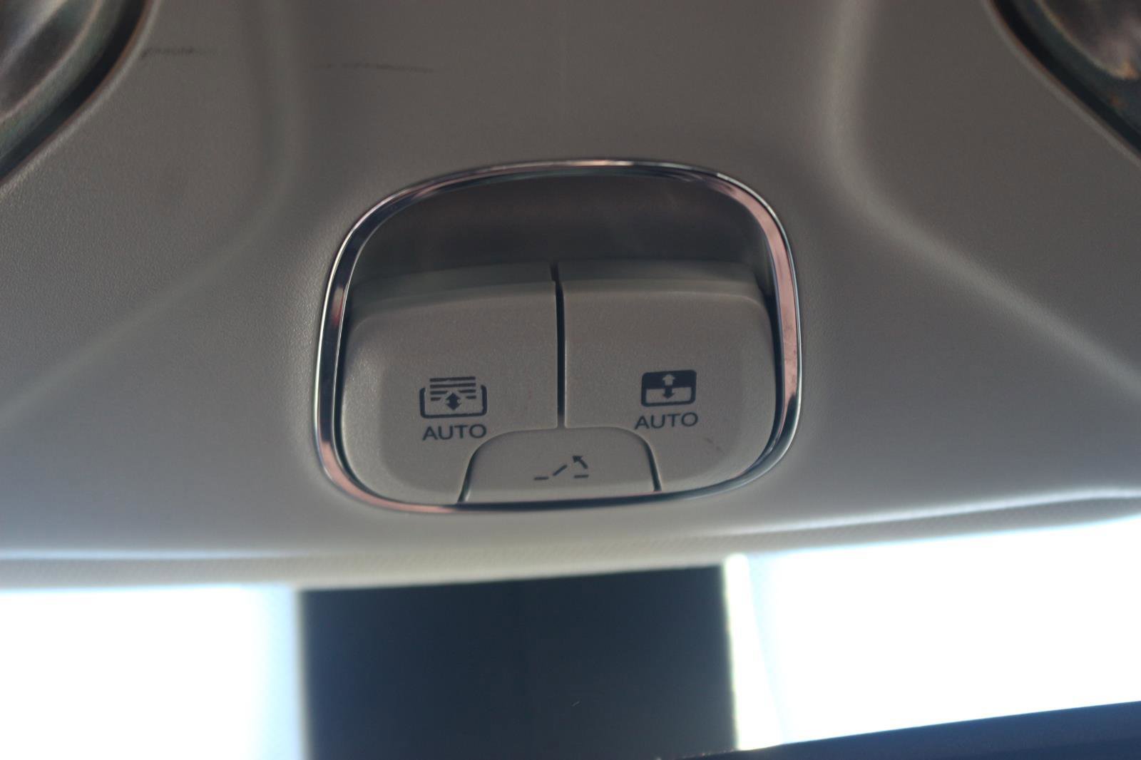 Used 2021 Jeep Compass Latitude w/ Sun and Sound Group image 26