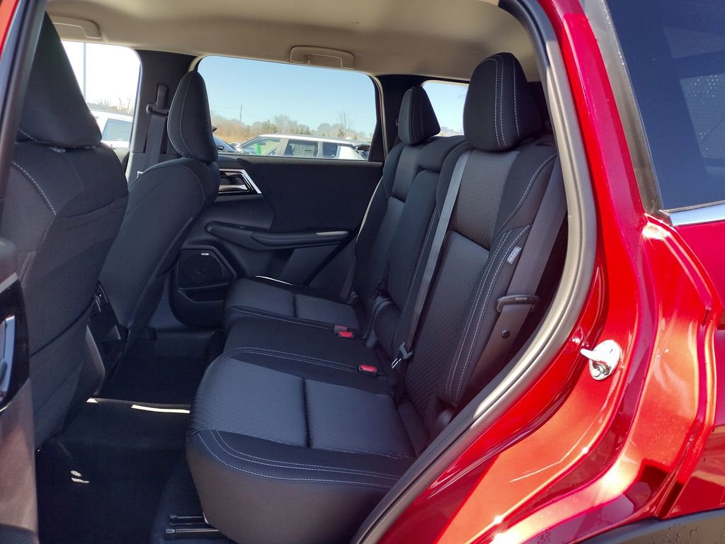 New 2026 Mitsubishi Outlander ES image 8