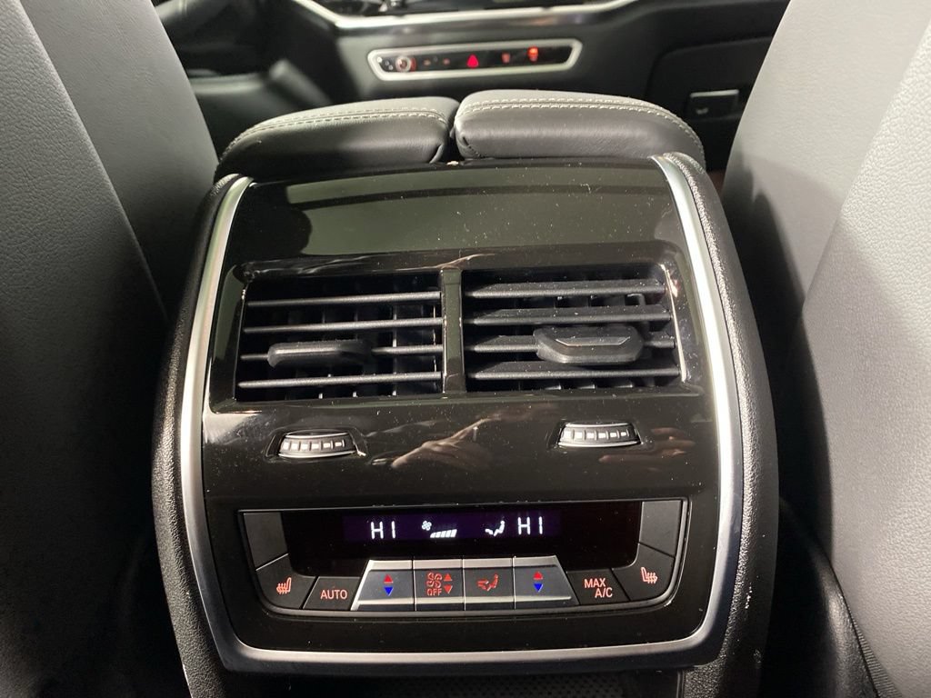 Certified 2025 BMW X7 M60i w/ Climate Comfort Package AWD/4WD image 26