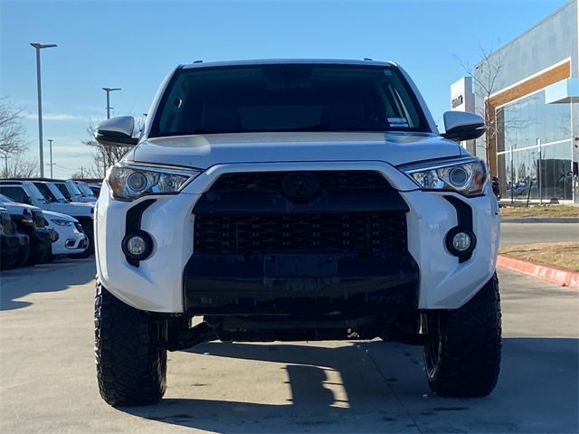 Used 2016 Toyota 4Runner SR5 image 2