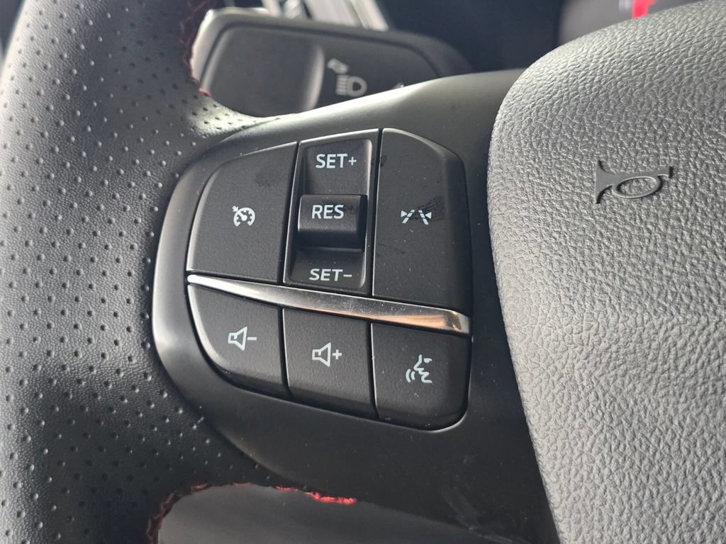 Used 2025 Ford Escape ST-Line AWD/4WD image 33