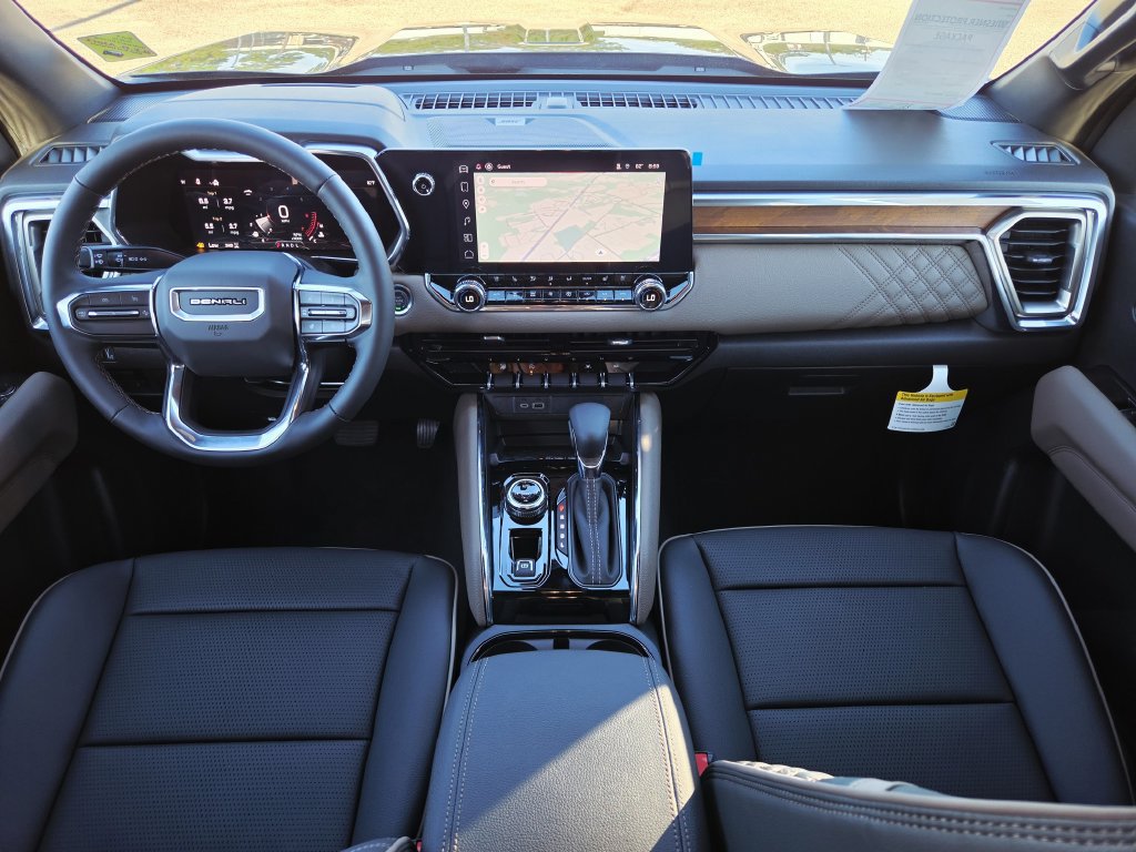 New 2026 GMC Canyon Denali AWD/4WD image 9