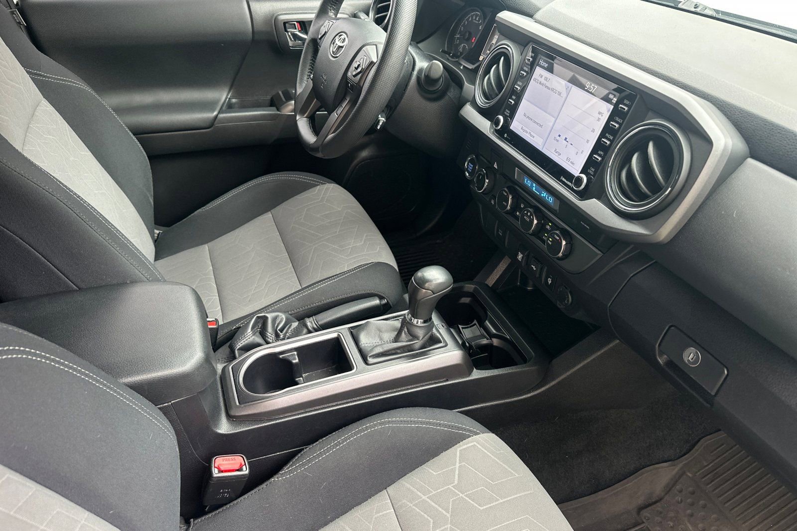 Used 2023 Toyota Tacoma TRD Off-Road image 18