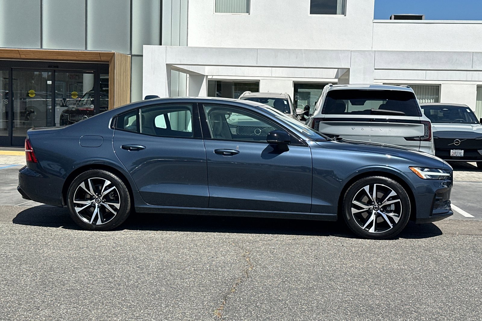 Certified 2023 Volvo S60 B5 Plus w/ Climate Package FWD image 3