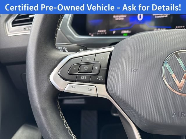 Certified 2023 Volkswagen Tiguan SE w/ Panoramic Sunroof Package AWD/4WD image 19