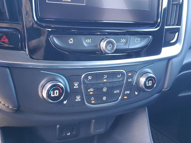 Used 2023 Chevrolet Traverse LT image 28