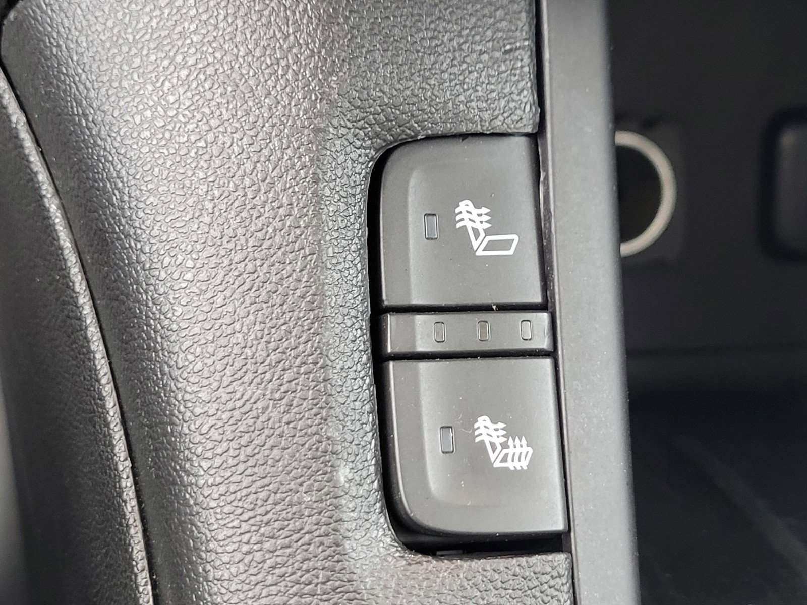 Used 2019 GMC Acadia SLE w/ Driver Alert Package I image 23