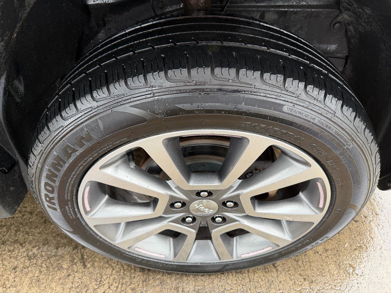 Used 2014 Jeep Compass Limited w/ Sun/Sound Group image 19